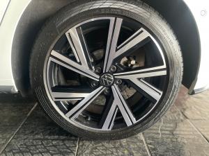 Volkswagen Polo hatch 1.0TSI R-Line - Image 18