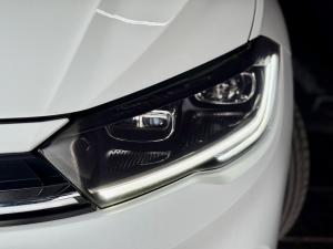 Volkswagen Polo hatch 1.0TSI R-Line - Image 4