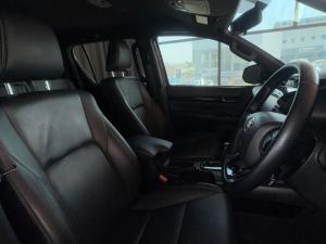 Toyota Hilux 2.8GD-6 double cab Legend 50 auto - Image 12
