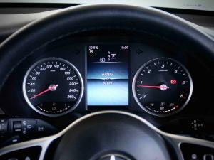 Mercedes-Benz GLC GLC300d 4Matic - Image 7