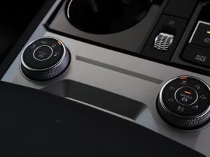 Volkswagen Touareg V6 TDI Executive R-Line - Image 28