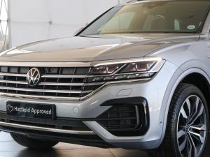 Volkswagen Touareg V6 TDI Executive R-Line - Image 9