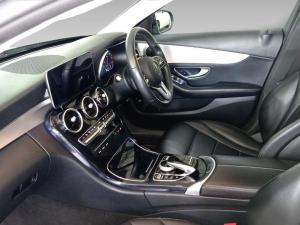 Mercedes-Benz C-Class C200 - Image 10