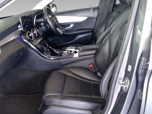 Mercedes-Benz C-Class C200 - Image 13