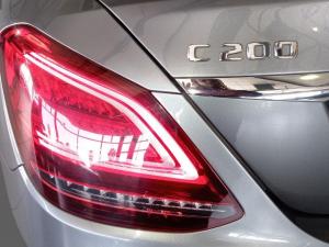 Mercedes-Benz C-Class C200 - Image 19