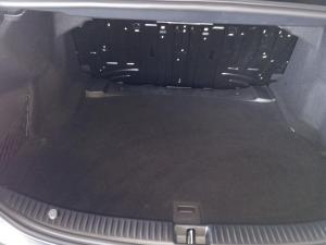 Mercedes-Benz C-Class C200 - Image 9
