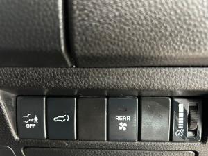 Isuzu mu-X 3.0TD LSE 4x4 - Image 16
