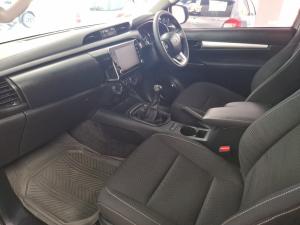 Toyota Hilux 2.4GD-6 Xtra cab Raider manual - Image 7