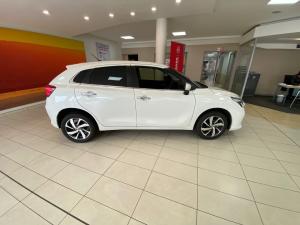 Toyota Starlet 1.5 XR auto - Image 3