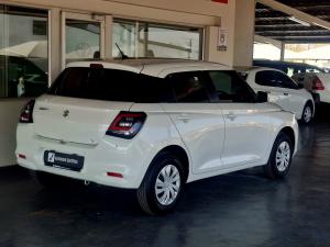 Suzuki Swift 1.2 GL - Image 2