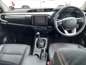 Toyota Hilux 2.8GD-6 double cab 4x4 Raider - Image 6