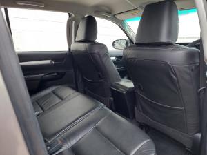 Toyota Hilux 2.8GD-6 double cab 4x4 Raider - Image 11