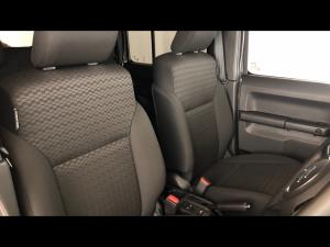 Suzuki Jimny 1.5 GLX AllGrip 5-door manual - Image 31