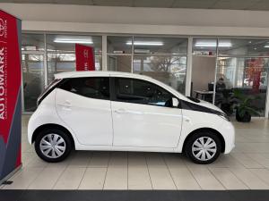 Toyota Aygo 1.0 - Image 3