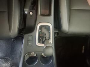 Toyota Hilux 2.8GD-6 double cab Raider auto - Image 10