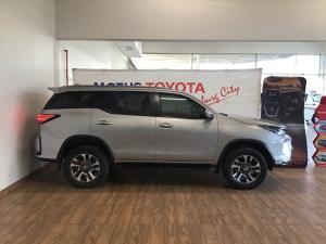 Toyota Fortuner 2.4GD-6 auto - Image 3