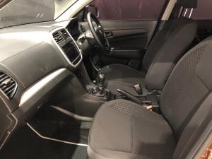 Toyota Hilux 2.4GD-6 single cab Raider manual - Image 7