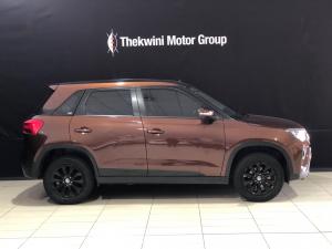 Toyota Hilux 2.4GD-6 single cab Raider manual - Image 3