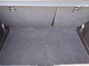 Suzuki Swift 1.2 GL manual - Image 11