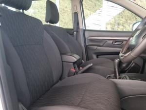 Toyota Rumion 1.5 TX manual - Image 16