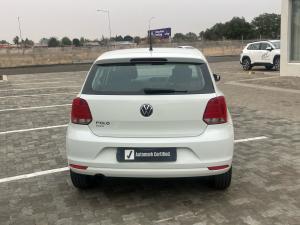 Volkswagen Polo Vivo hatch 1.6 Comfortline auto - Image 5