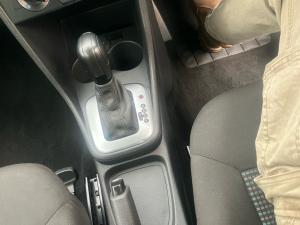 Volkswagen Polo Vivo hatch 1.6 Comfortline auto - Image 10