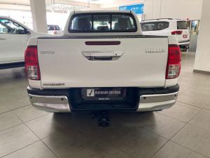Toyota Hilux 2.4GD-6 double cab Raider manual - Image 5