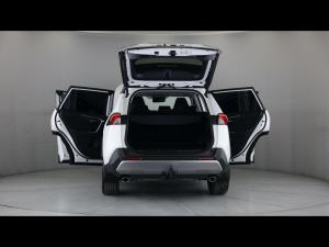 Toyota RAV4 2.0 VX - Image 9