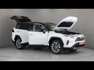 Toyota RAV4 2.0 VX - Image 14