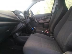 Toyota Vitz 1.0 XR manual - Image 7