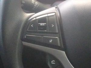 Toyota Vitz 1.0 XR manual - Image 9