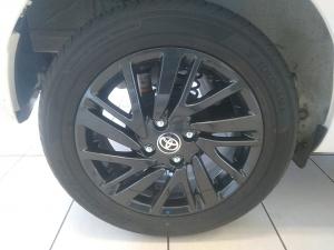 Toyota Vitz 1.0 XR manual - Image 17
