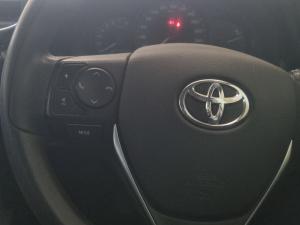 Toyota Corolla Quest 1.8 Plus manual - Image 9