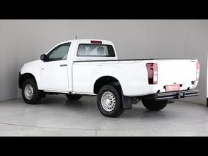 Isuzu D-Max Gen 6 250 single cab Fleetside safety - Image 8