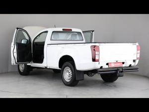 Isuzu D-Max Gen 6 250 single cab Fleetside safety - Image 10