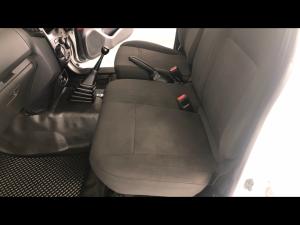 Isuzu D-Max Gen 6 250 single cab Fleetside safety - Image 21