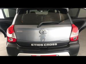 Toyota Etios Cross 1.5 Xs - Image 18