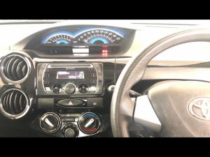 Toyota Etios Cross 1.5 Xs - Image 24