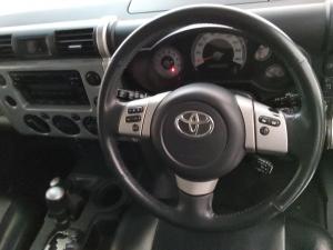 Toyota FJ Cruiser FJ Cruiser - Image 8