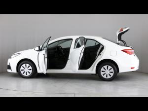 Toyota Corolla Quest 1.8 Plus manual - Image 11