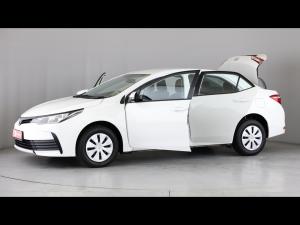 Toyota Corolla Quest 1.8 Plus manual - Image 12