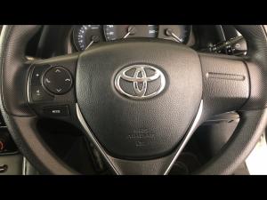 Toyota Corolla Quest 1.8 Plus manual - Image 26