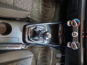 Kia Rio hatch 1.2 LS - Image 12