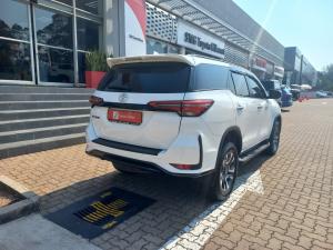 Toyota Fortuner 2.8GD-6 - Image 2