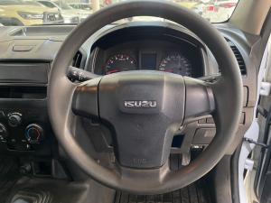 Isuzu D-MAX 250C S/C - Image 8