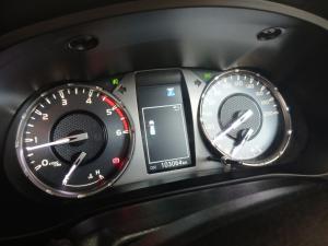 Toyota Hilux 2.8 GD-6 Raider 4X4 automaticD/C - Image 11