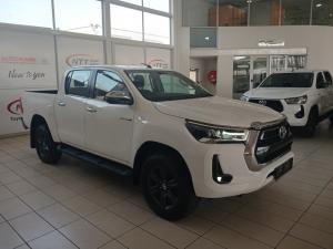 Toyota Hilux 2.8 GD-6 Raider 4X4 automaticD/C - Image 1