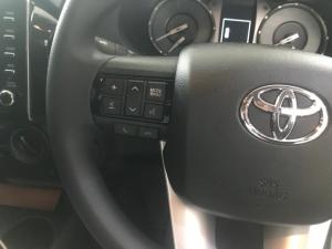 Toyota Hilux 2.4 GD-6 RB Raider automaticS/C - Image 9