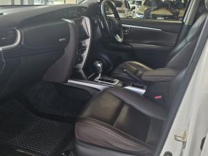 Toyota Fortuner 2.8GD-6 4X4 automatic - Image 7