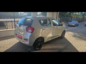 Toyota Vitz 1.0 XR AMT - Image 2